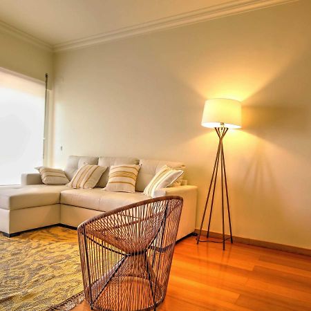 Balcony With View, Private Garage, An Elevator Apartment Setúbal Exterior foto