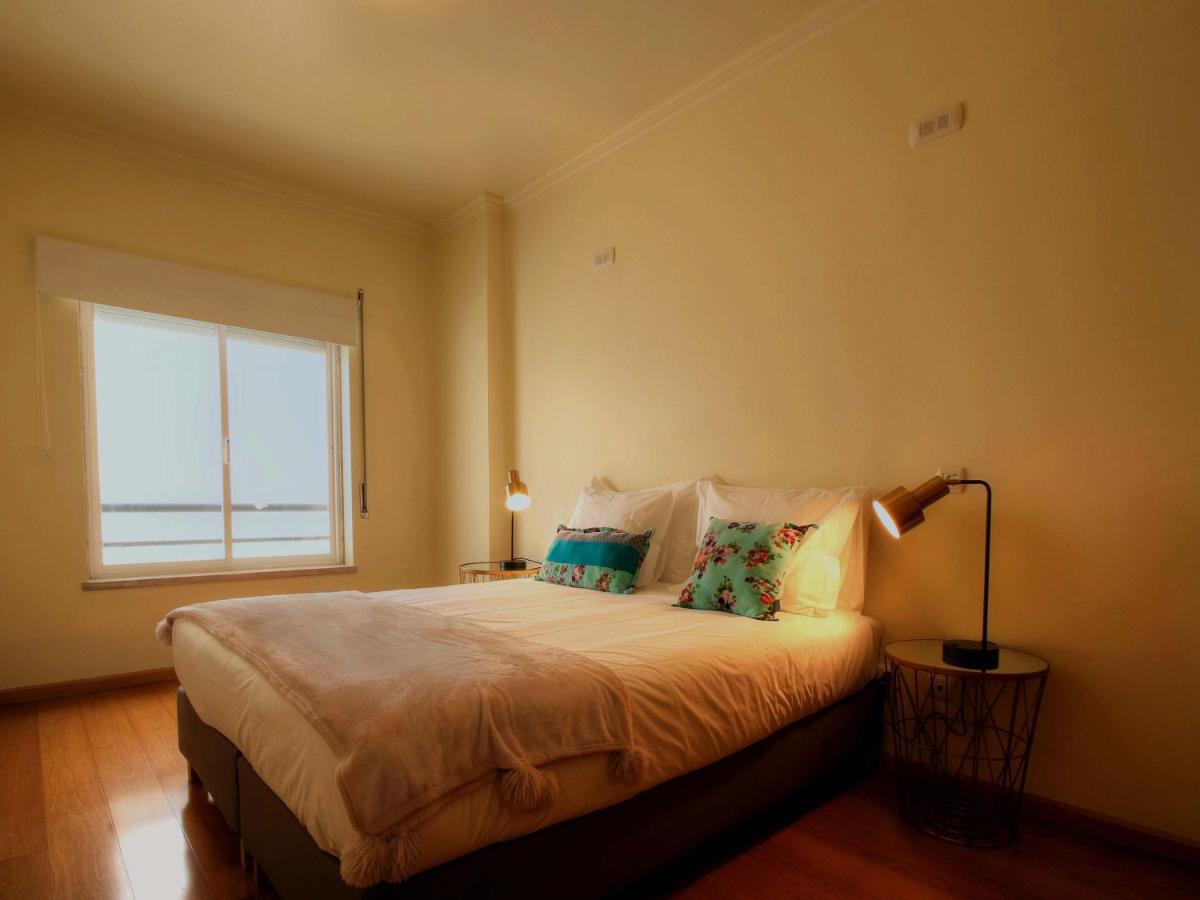 Balcony With View, Private Garage, An Elevator Apartment Setúbal Exterior foto